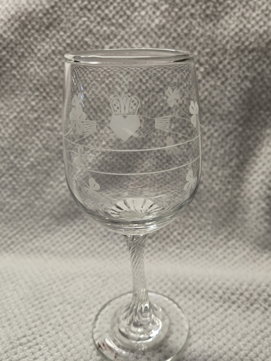 Other - Set Of 3 Etched Clear Crystal Wine Glass with Clover and Heart Motif